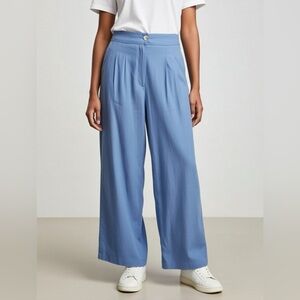Elie Tahari Blue Linen Wide Legged Trousers, Size 10